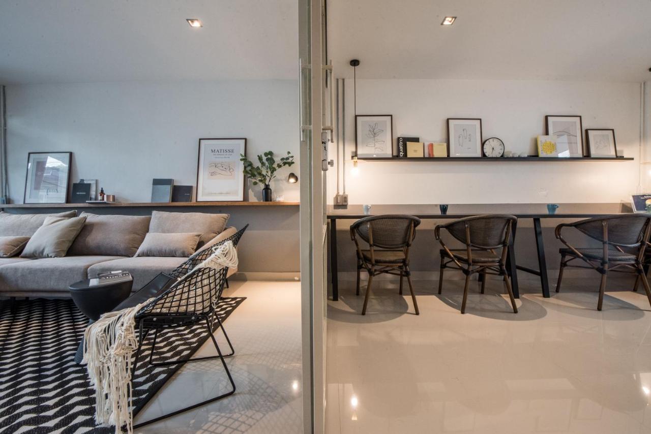 Aridom Designer Loft House Villa Bangkok Bagian luar foto