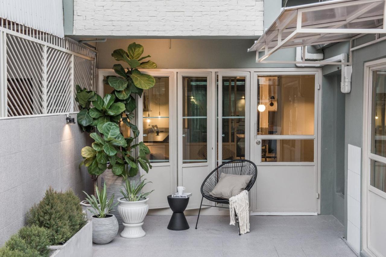 Aridom Designer Loft House Villa Bangkok Bagian luar foto