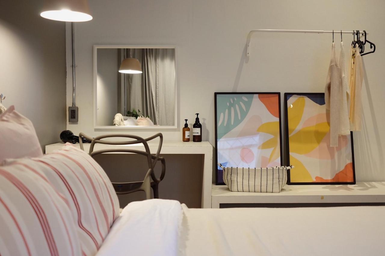 Aridom Designer Loft House Villa Bangkok Bagian luar foto
