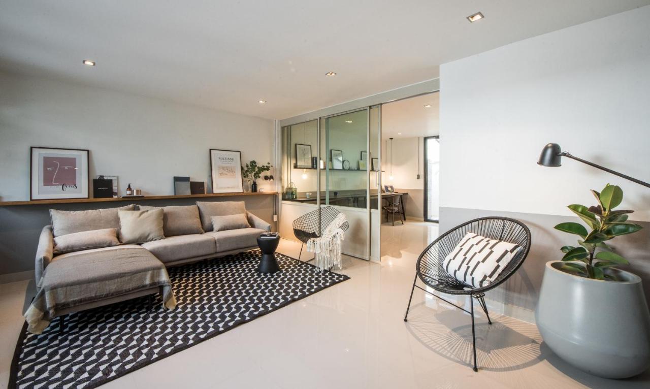 Aridom Designer Loft House Villa Bangkok Bagian luar foto