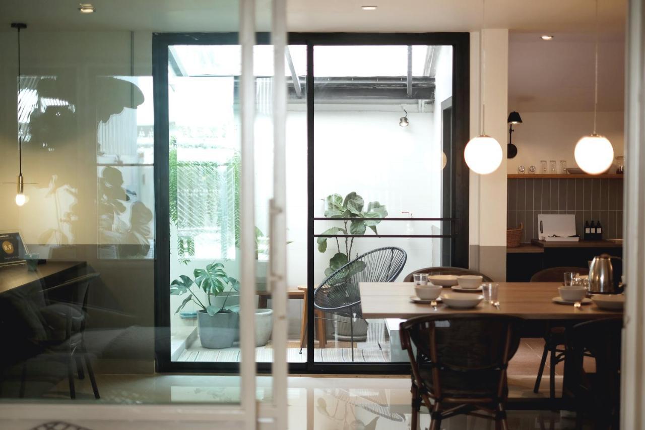 Aridom Designer Loft House Villa Bangkok Bagian luar foto