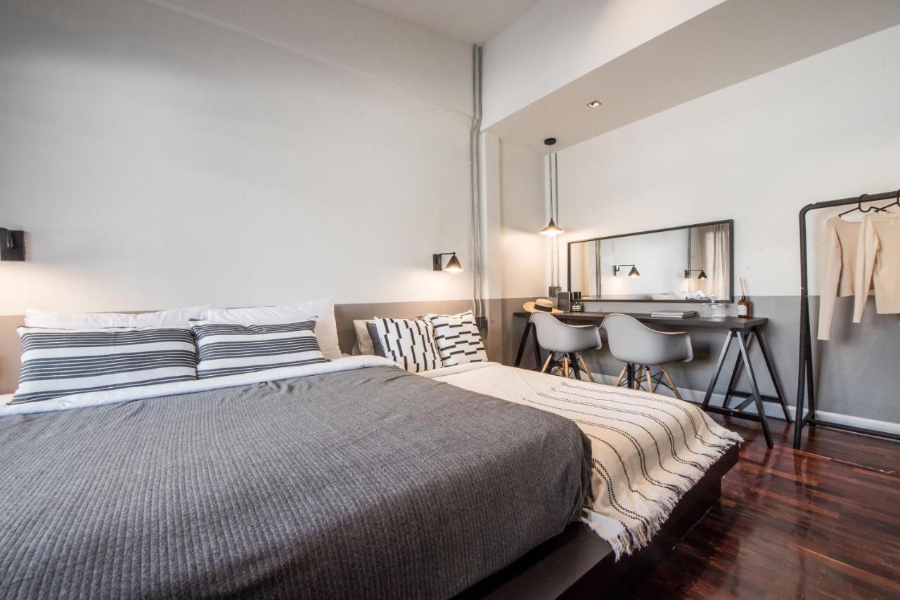 Aridom Designer Loft House Villa Bangkok Bagian luar foto